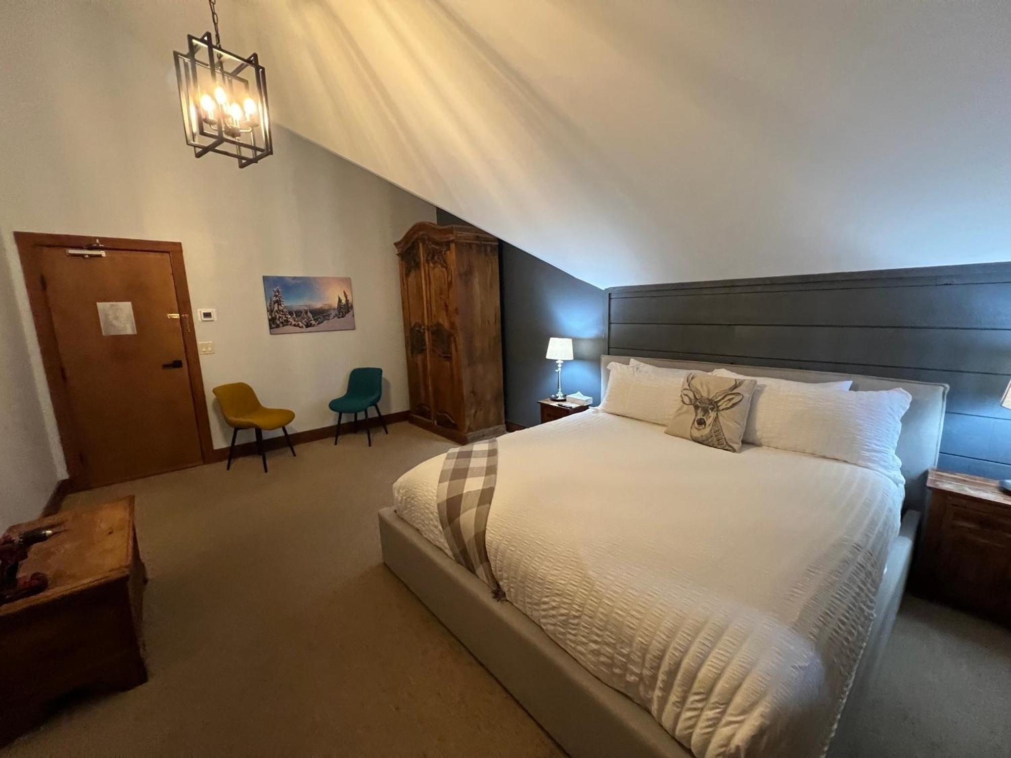 Lodge Winston *