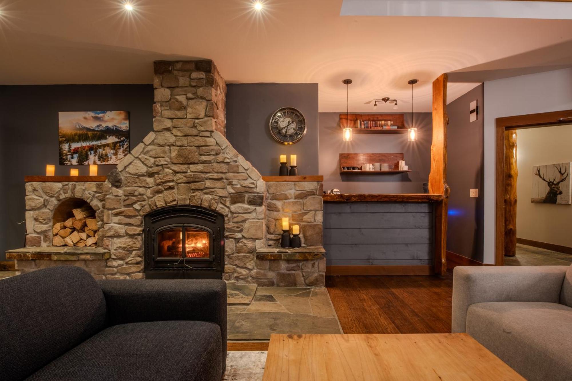 Winston Lodge