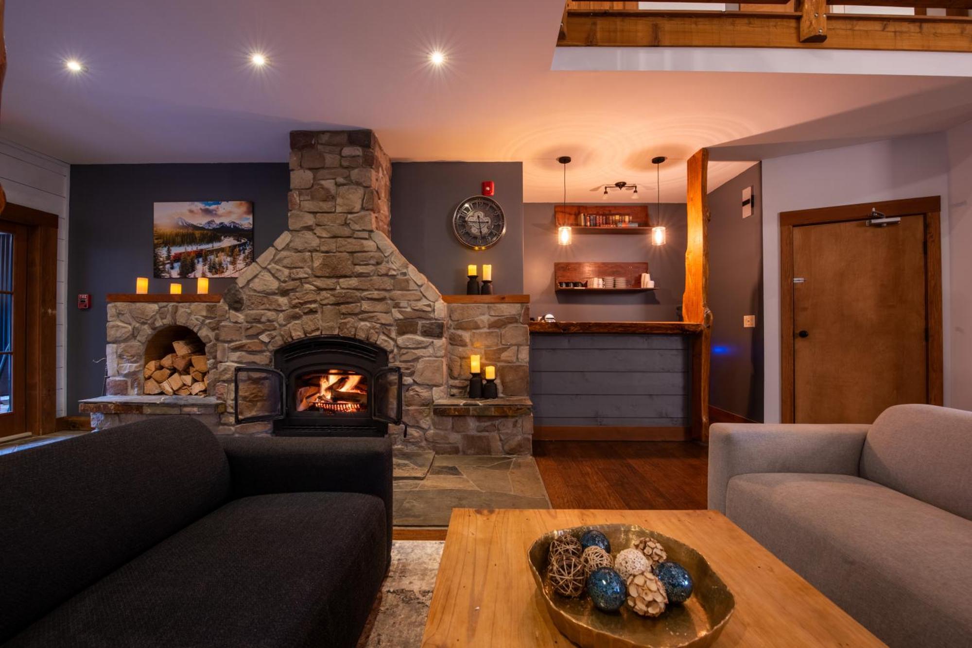 Lodge Winston